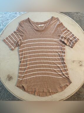 Madewell striped top sz medium curved hem elbow tee
